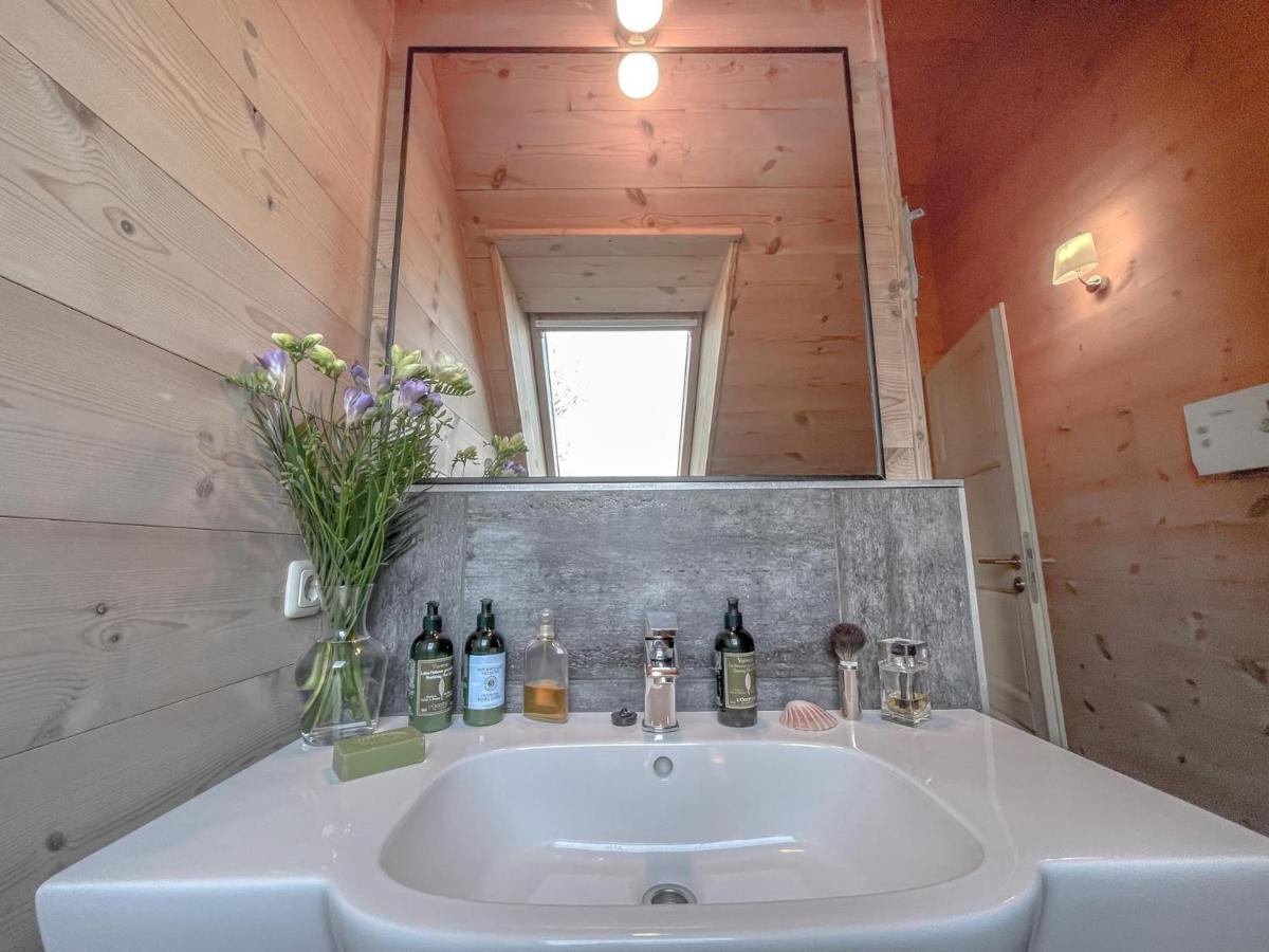 Traumhaff Kuestenchalets - Einzigartige Chalets An Der Ostsee. Ganz Aus Laerchenholz Mit Kamin Und Sauna Vogelsang-Warsin Екстер'єр фото