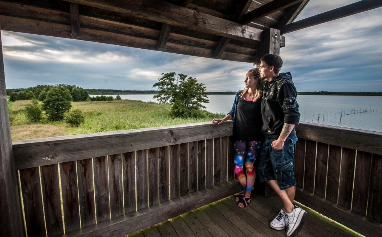 Traumhaff Kuestenchalets - Einzigartige Chalets An Der Ostsee. Ganz Aus Laerchenholz Mit Kamin Und Sauna Vogelsang-Warsin Екстер'єр фото